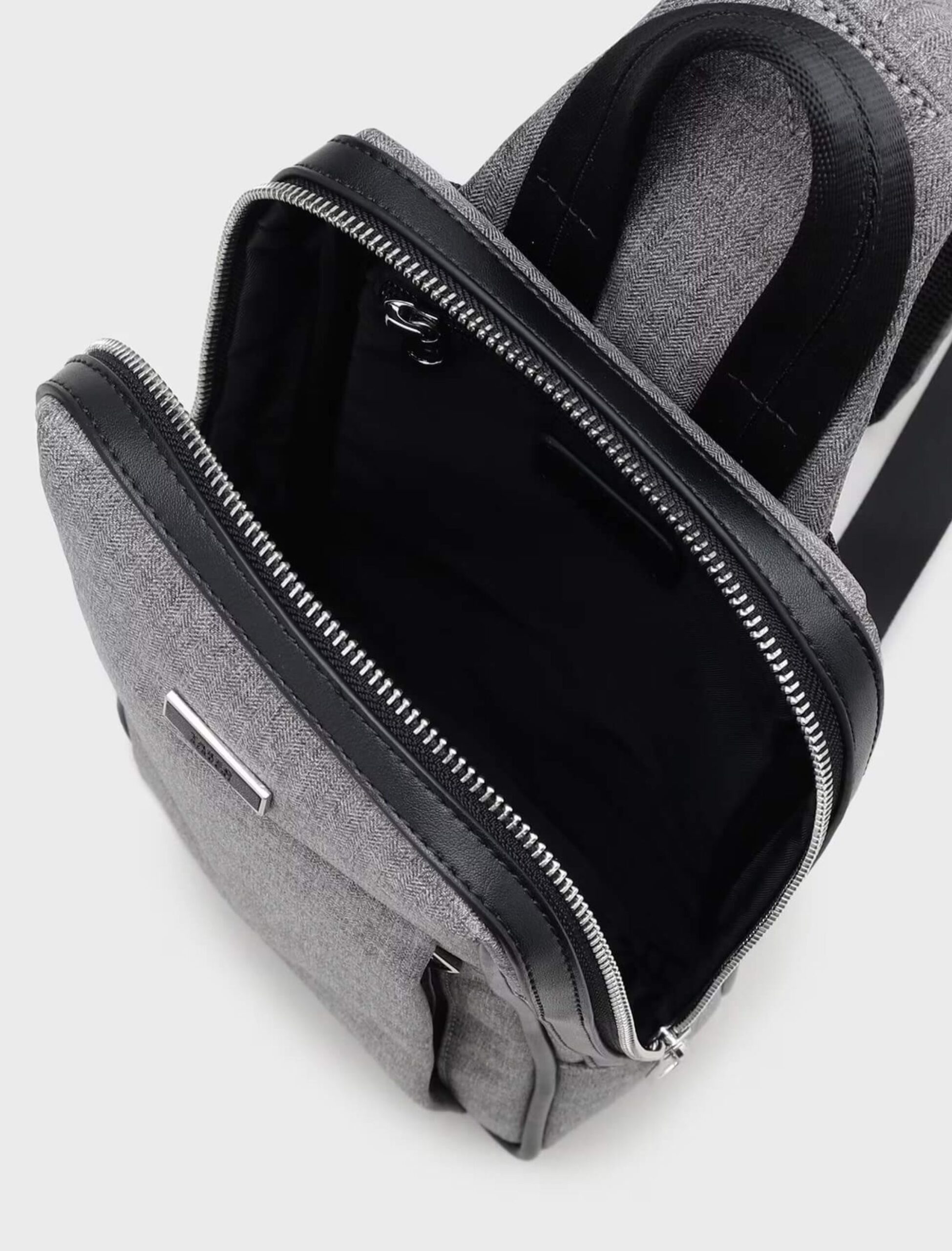 GREY HERRINGBONE ONE-SHOULDER BAG (10)