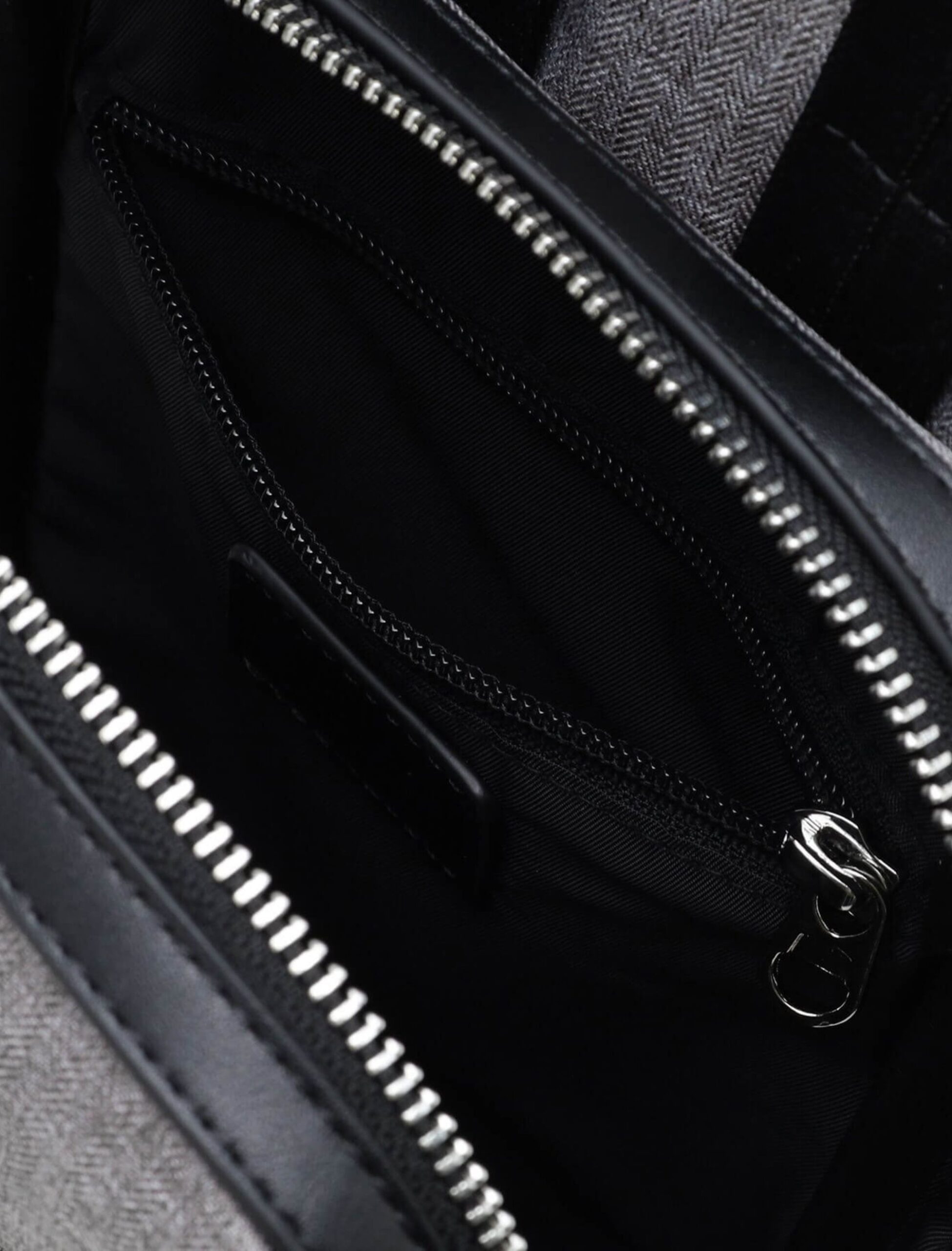 GREY HERRINGBONE ONE-SHOULDER BAG (11)