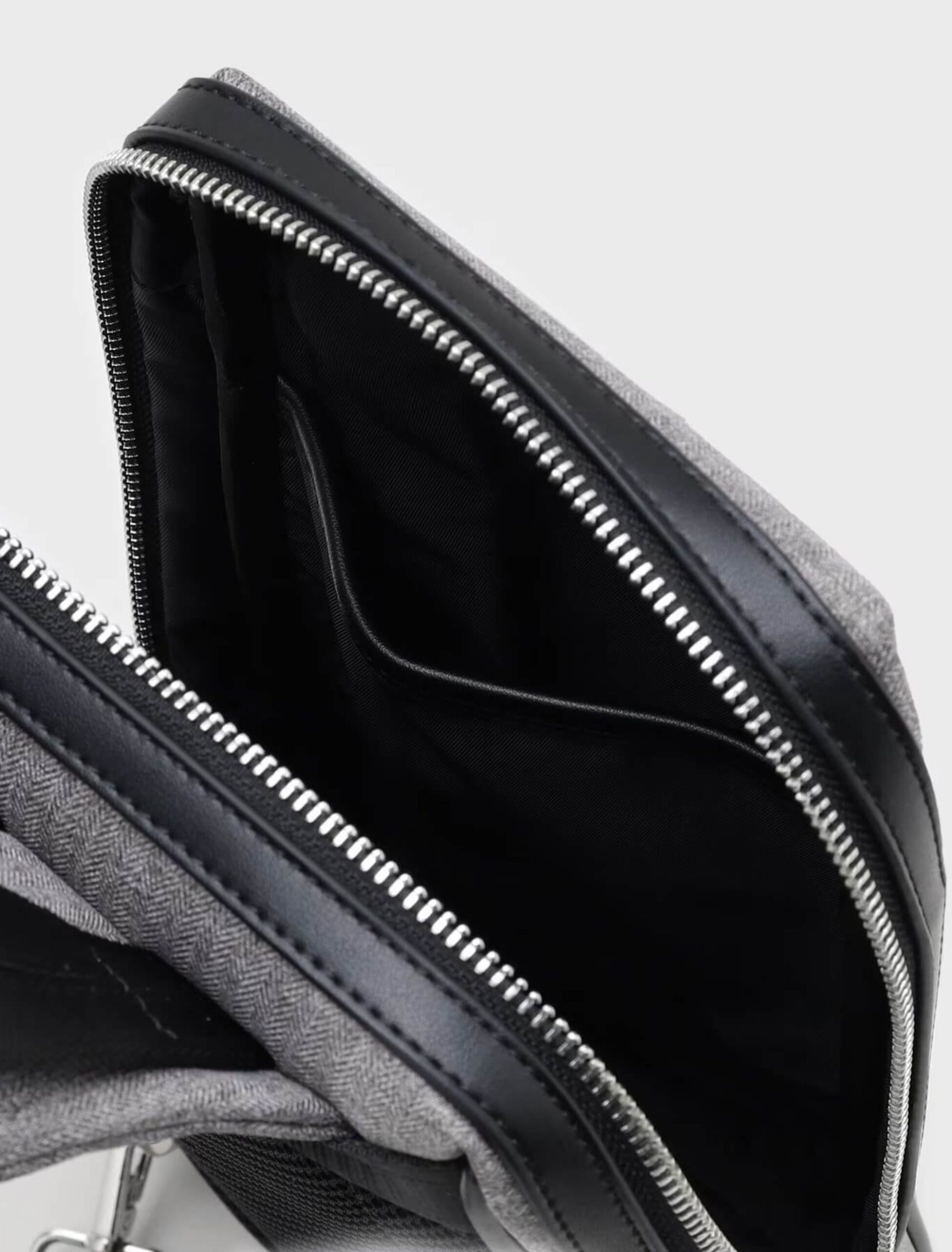 GREY HERRINGBONE ONE-SHOULDER BAG (12)