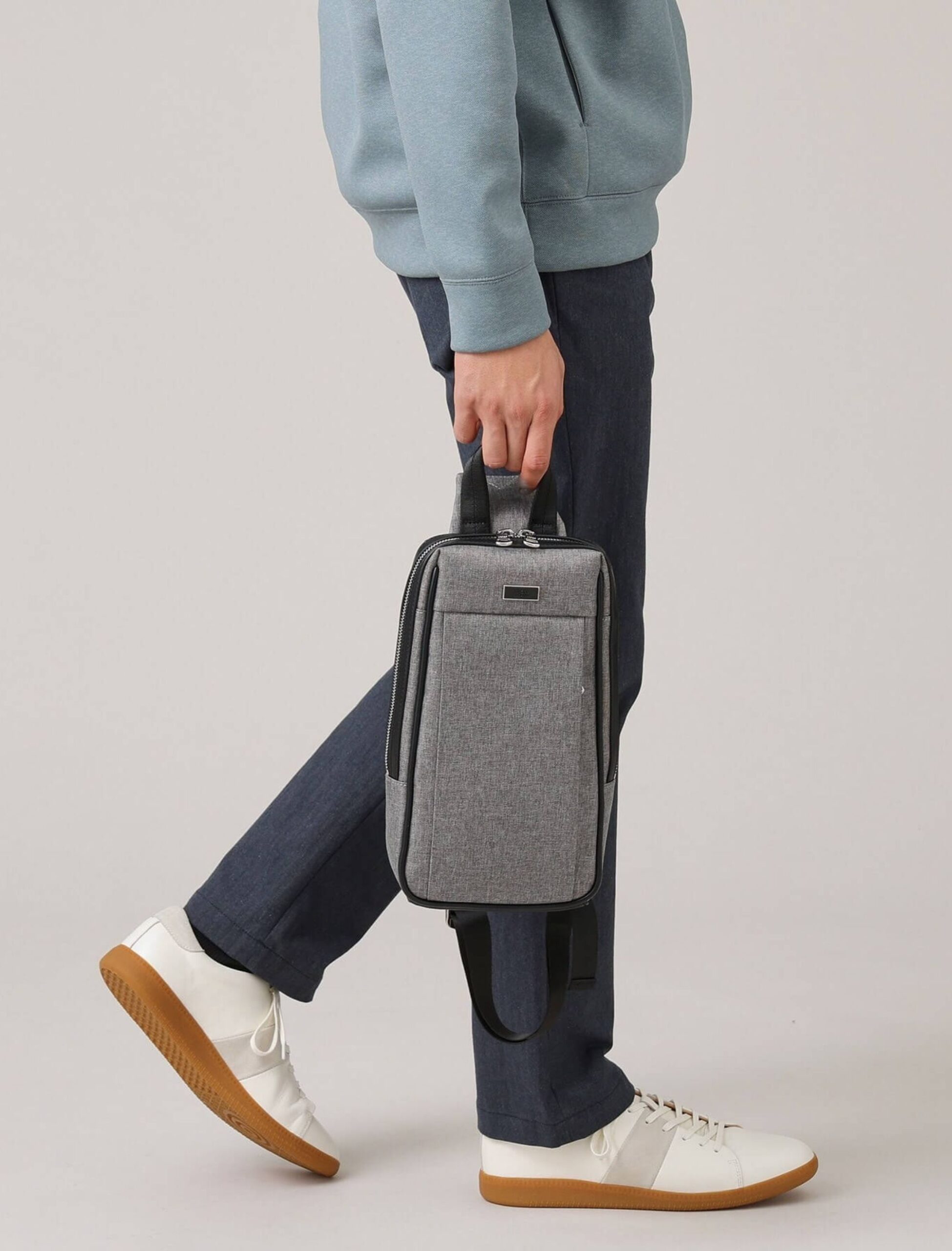 GREY HERRINGBONE ONE-SHOULDER BAG (2)