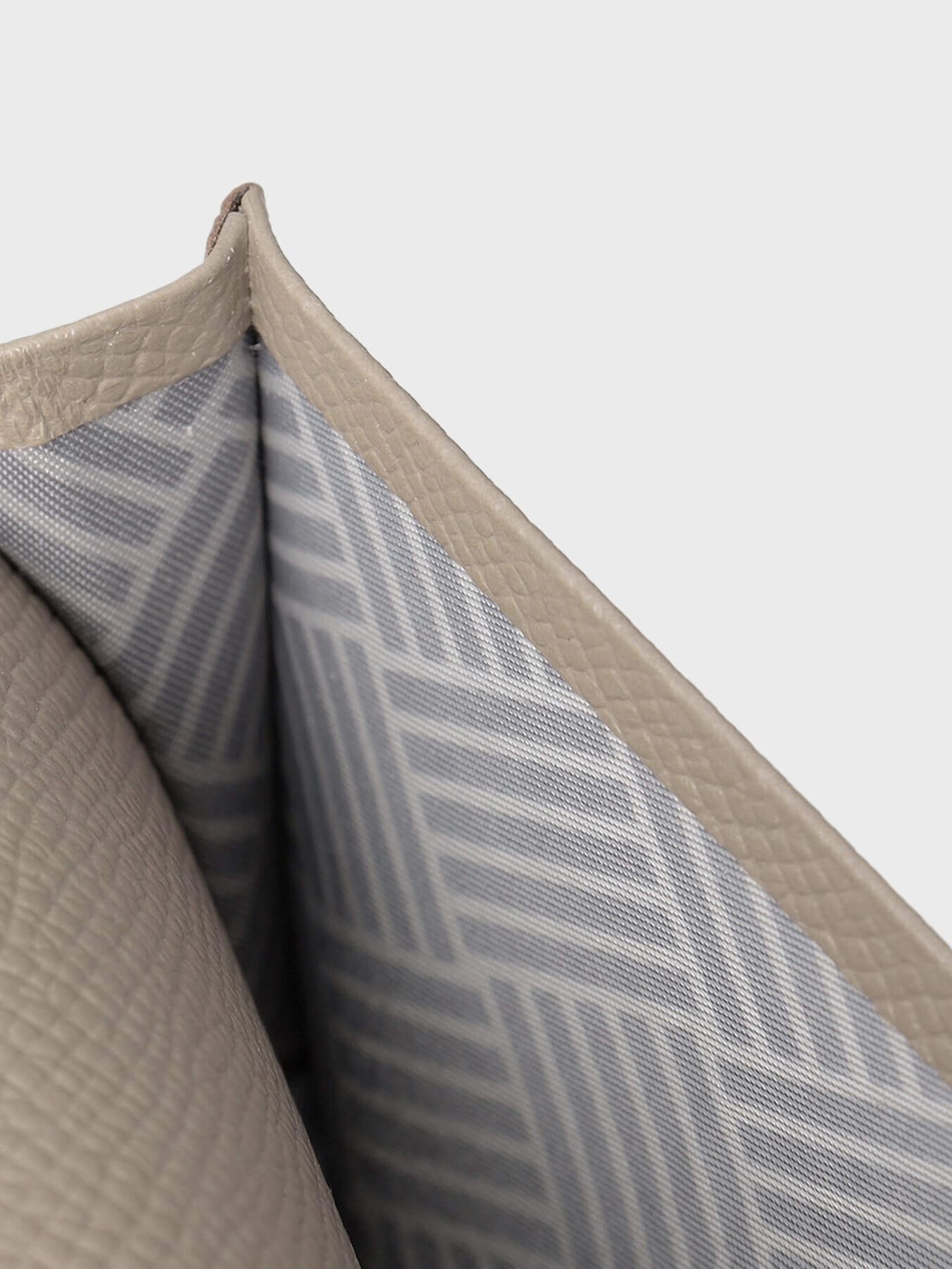 BEIGE-FLAGSHIP-HIROAN-LIMITED-CARD-HOLDER-6 (1)