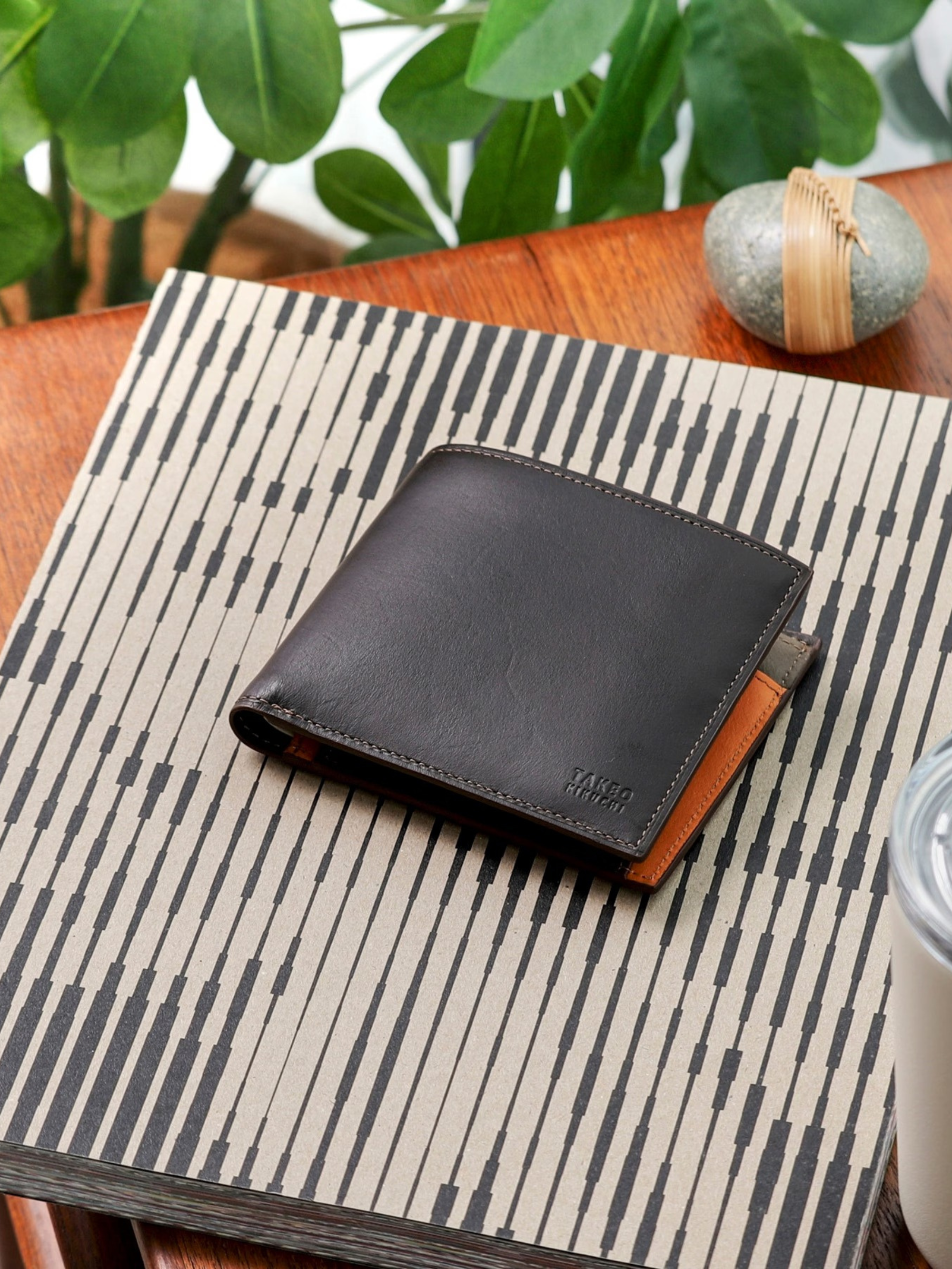 BROWN-ANTIQUE-LEATHER-WALLET-1 (5)