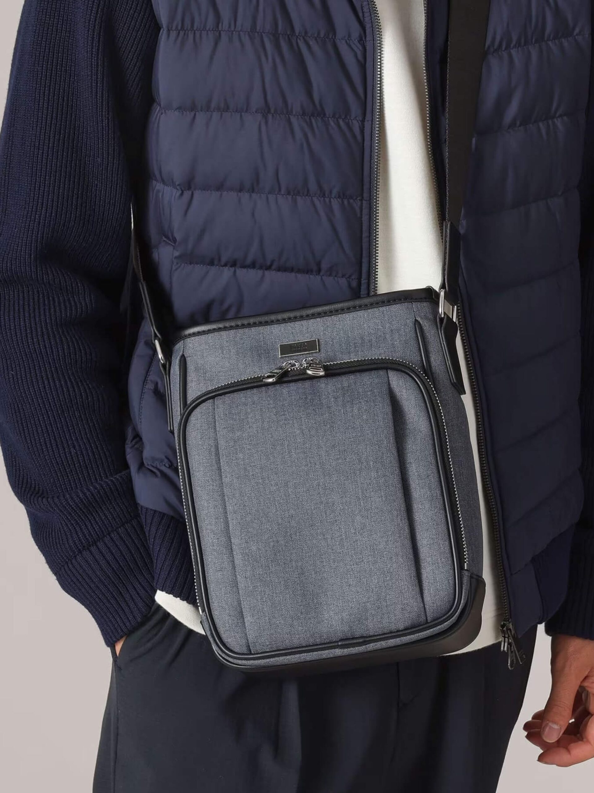 GREY HERRINGBONE CROSSBODY BAG (3)