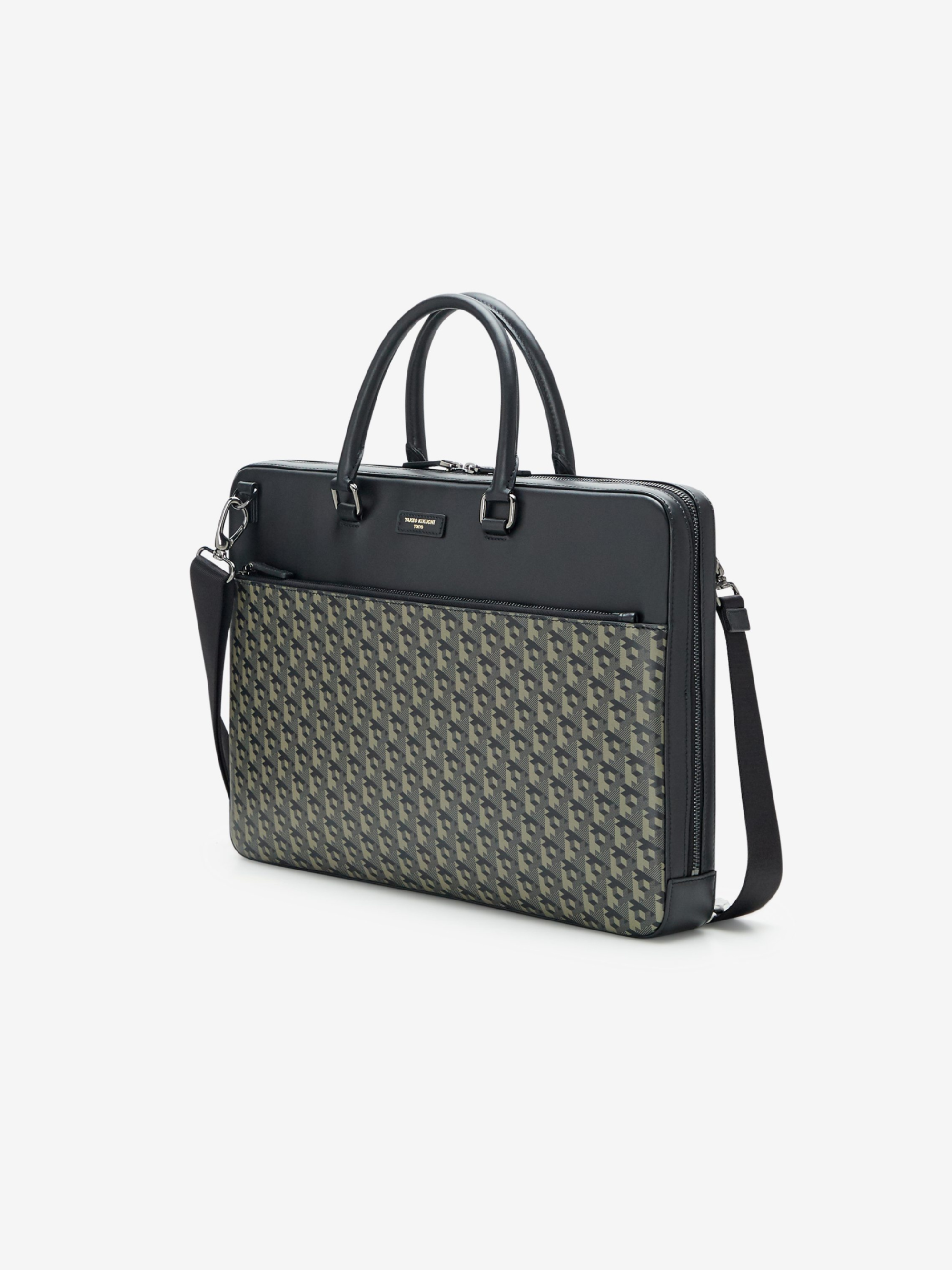 Takeo-2-Packshot-0253-scaled