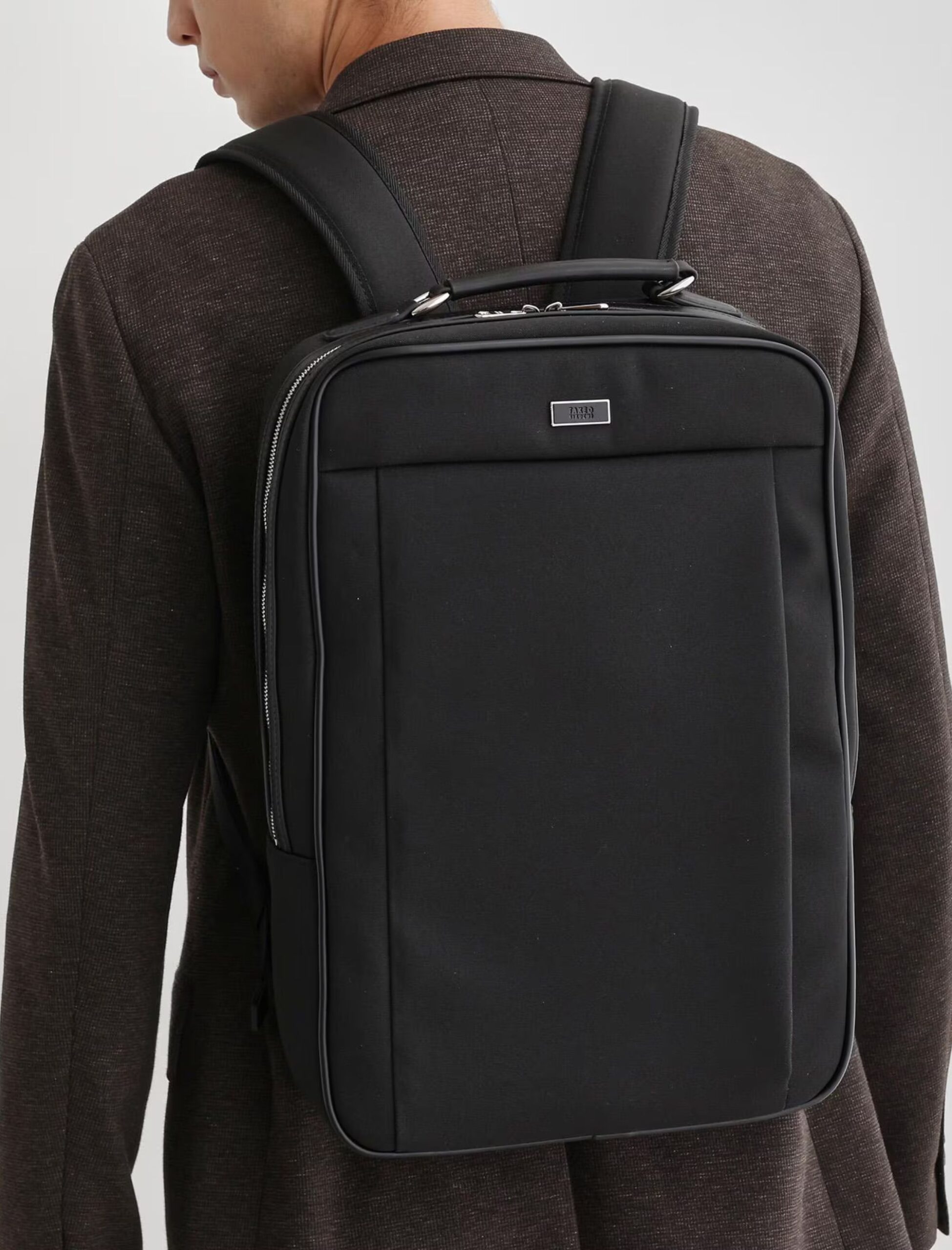 BLACK MELANGE PINHEAD BACKPACK (5)