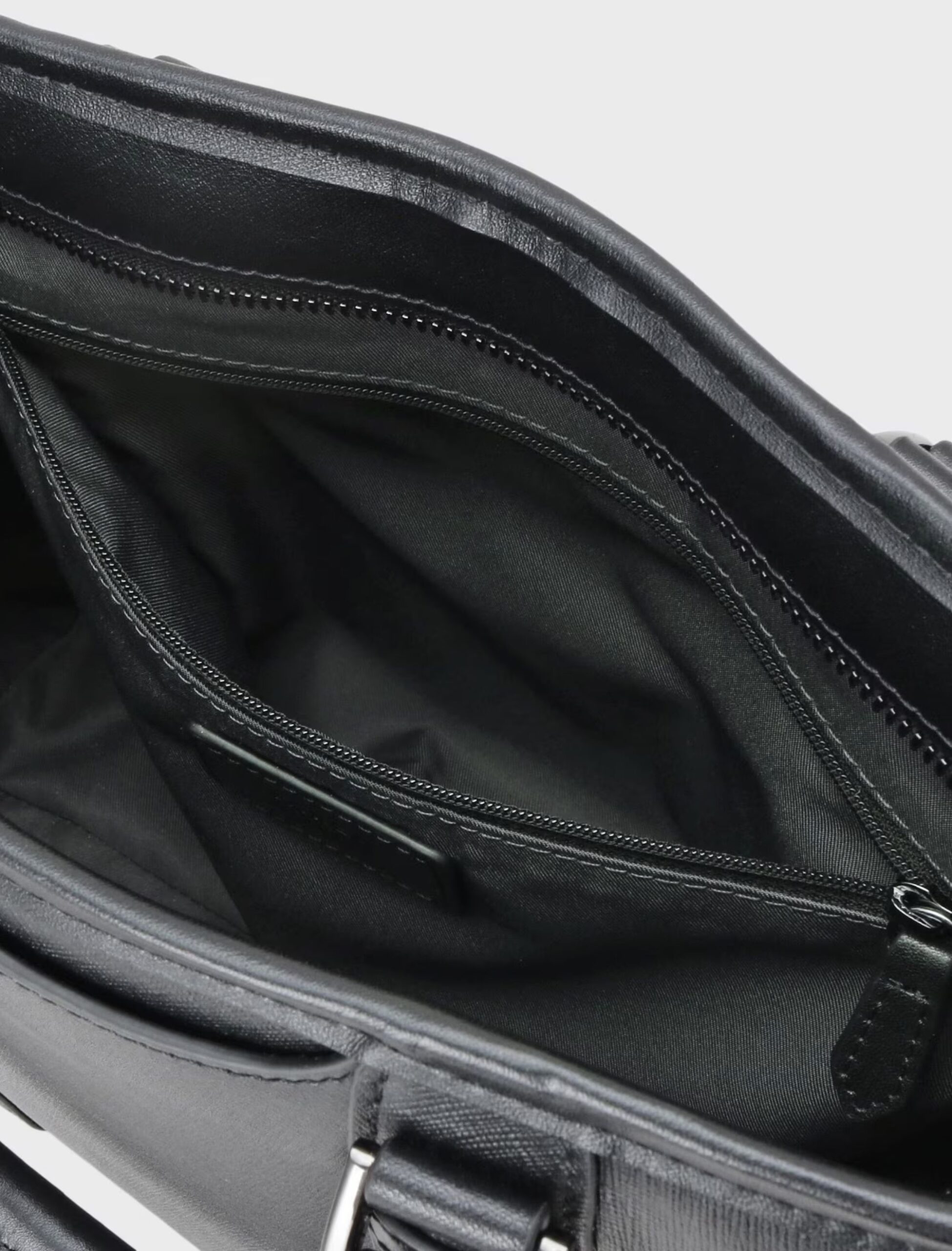 BLACK SAFFIANO ROYAL LEATHER SMALL TOTE BAG (7)