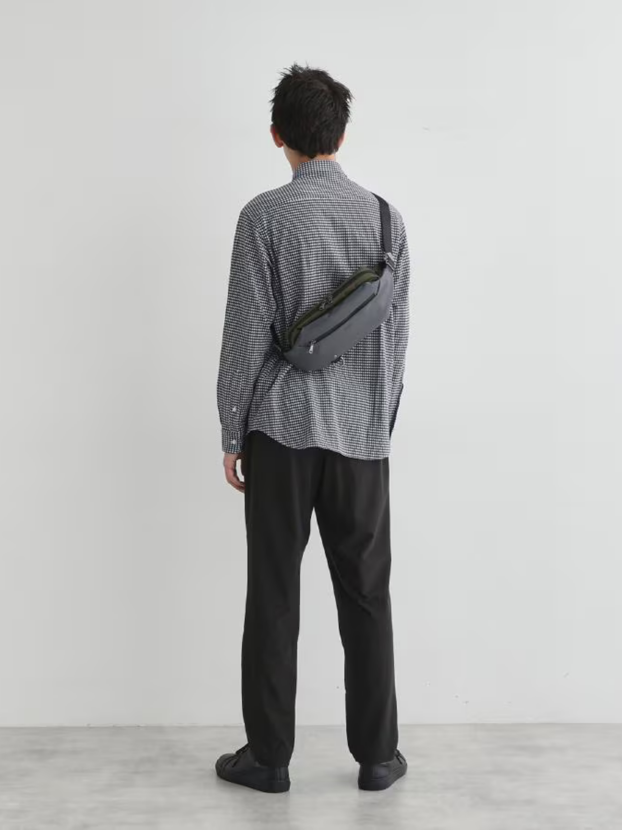 STORAGE POCKET SLING BAG 014 (1)