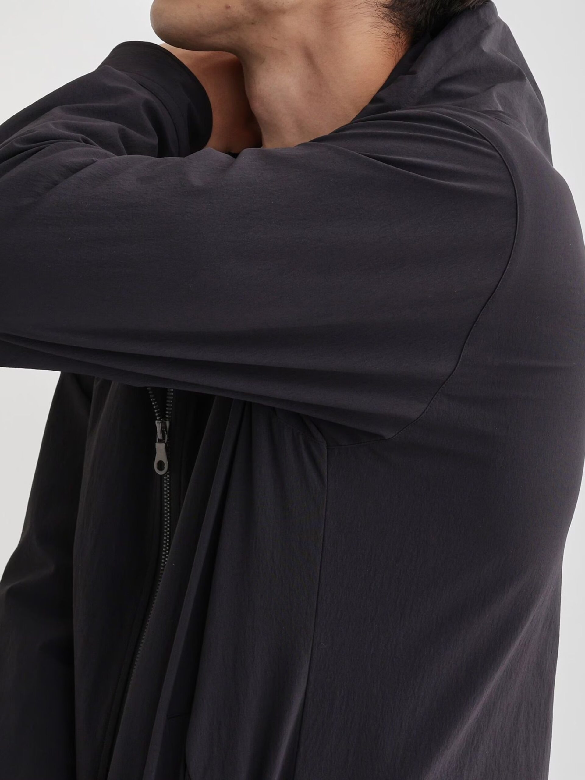 BLACK NYLON ZIP UP HOODIE JACKET (11)