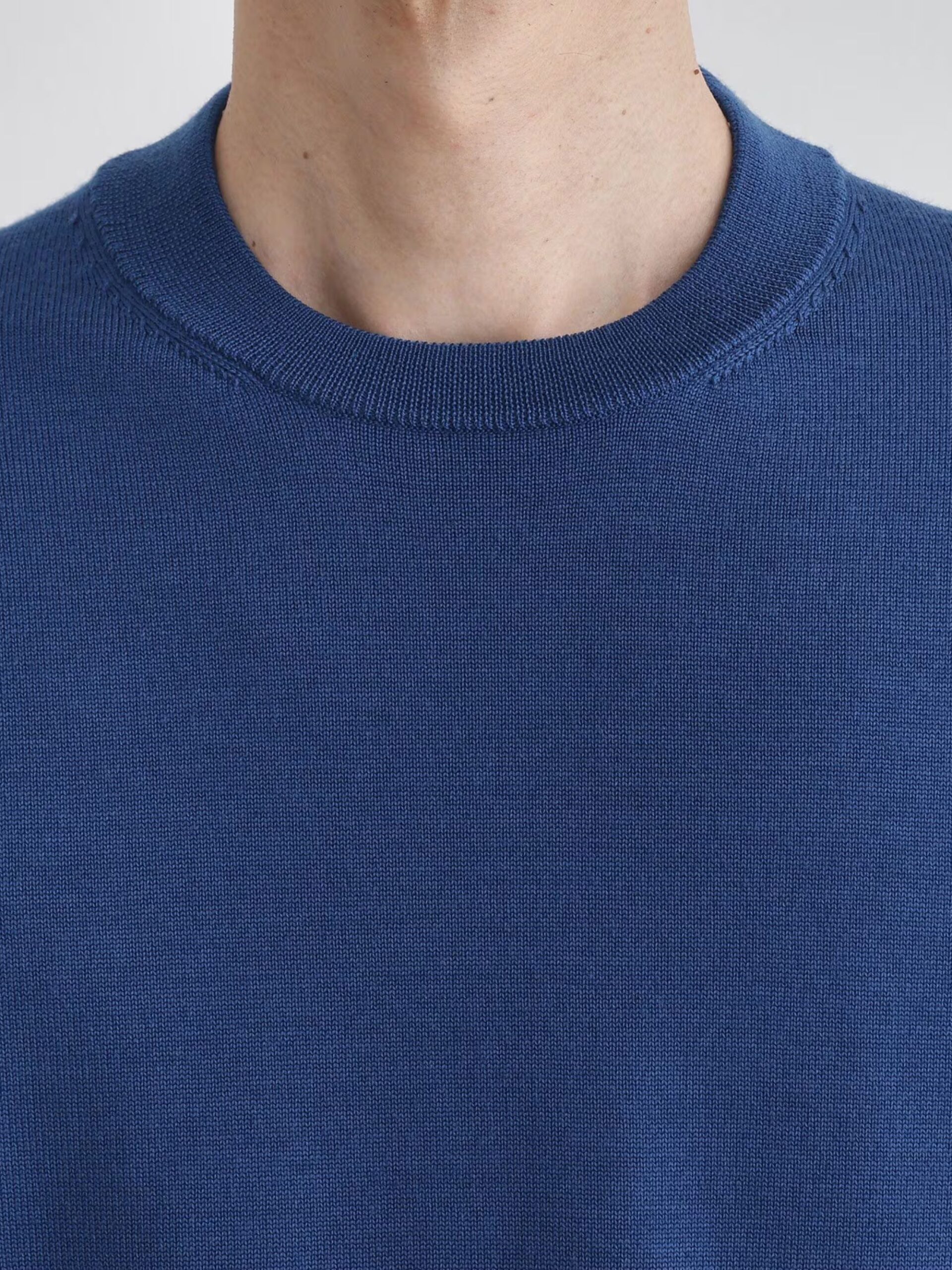BLUE WOOL BLEND ANTI-PILLING KNIT SWEATER (6)