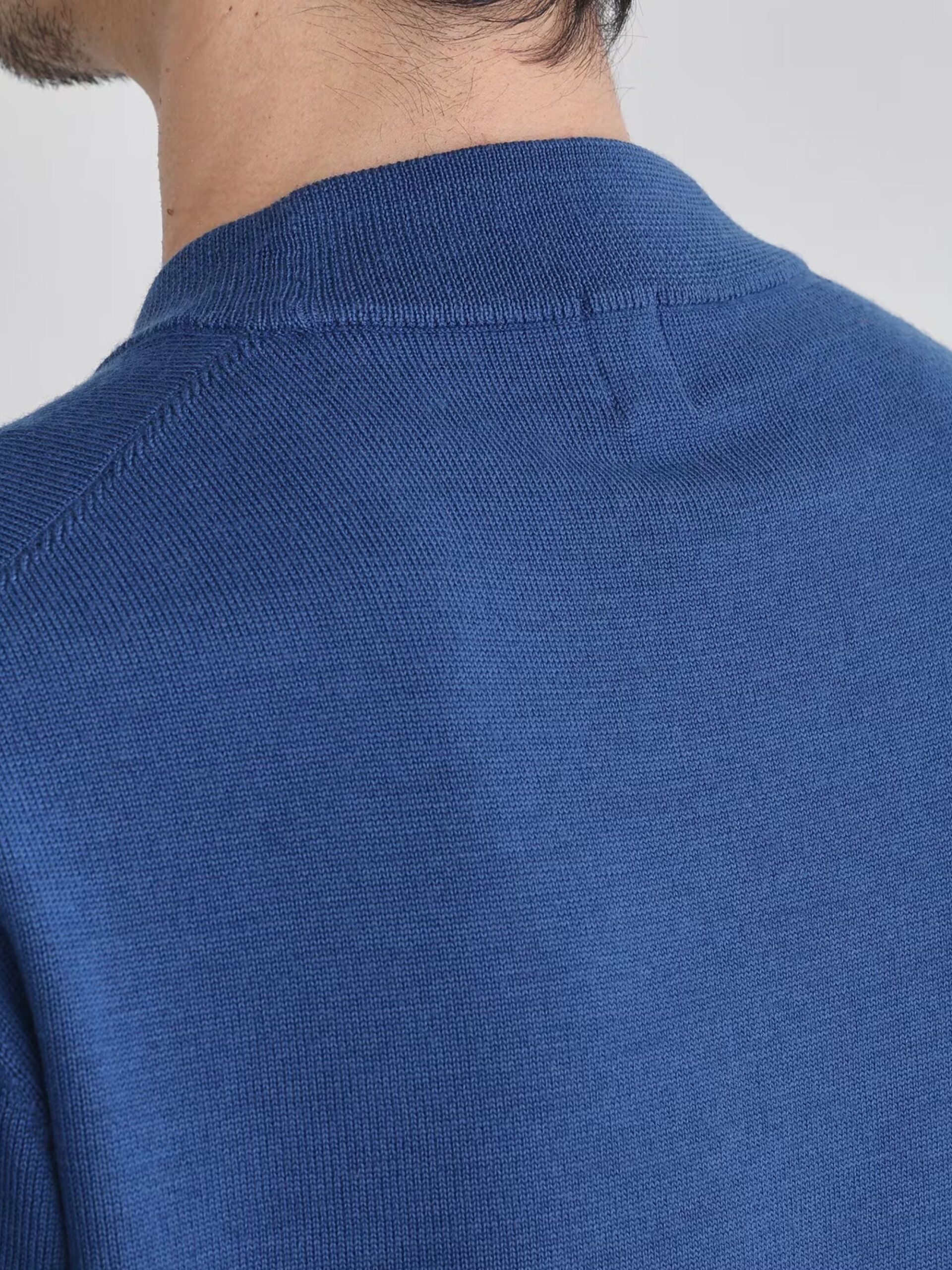 BLUE WOOL BLEND ANTI-PILLING KNIT SWEATER (7)