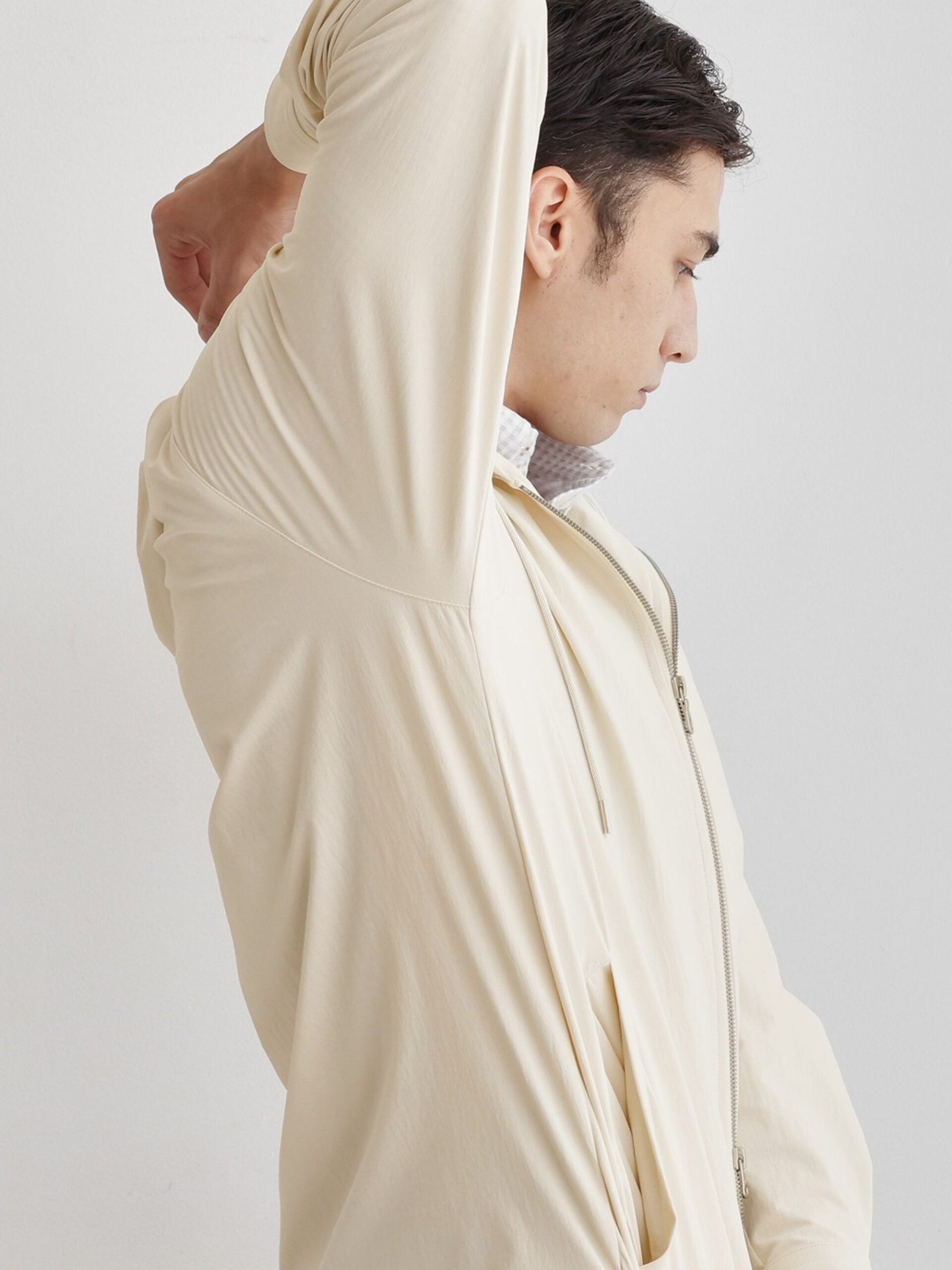 IVORY NYLON ZIP UP HOODIE JACKET (2)