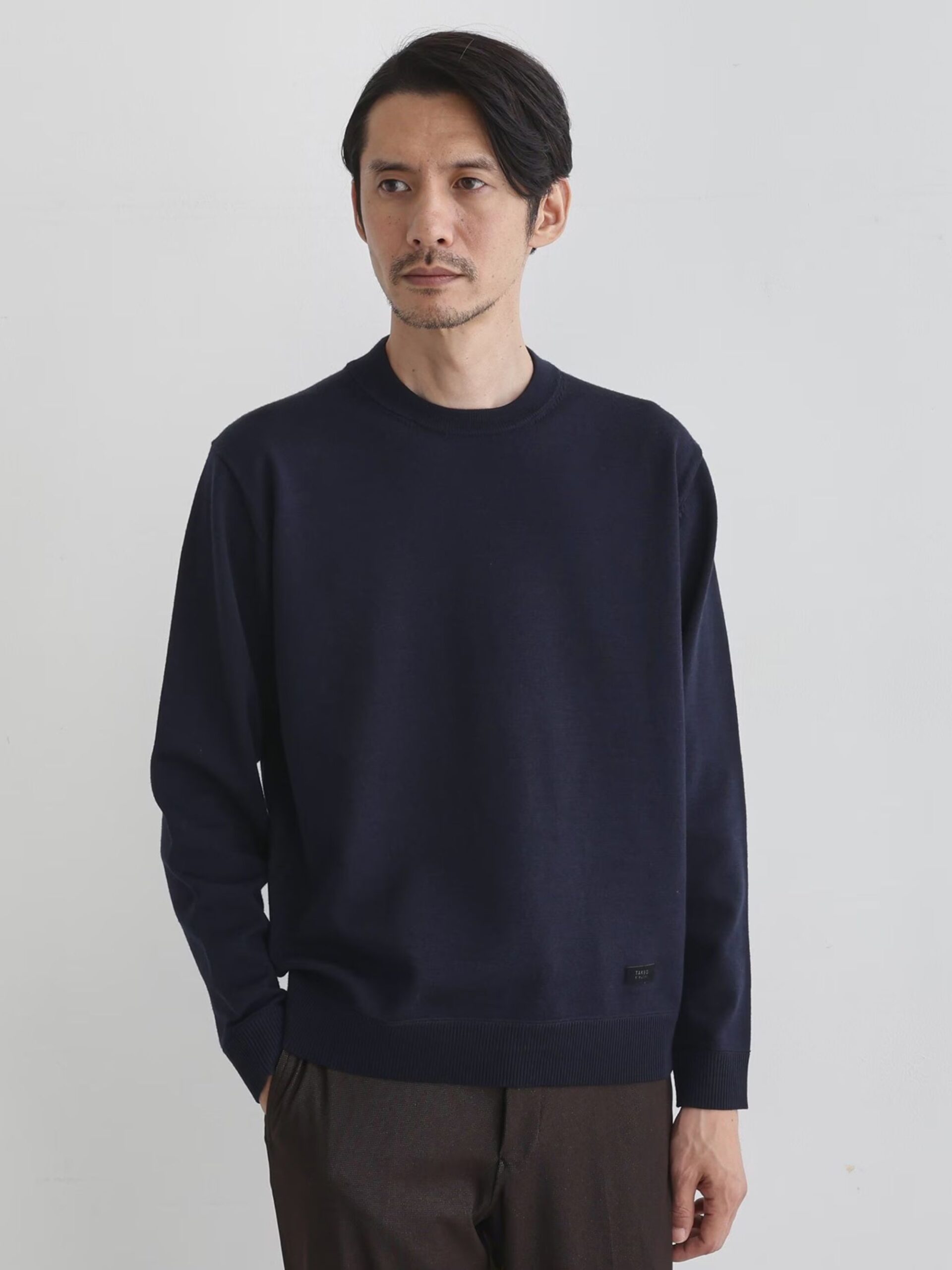 NAVY WOOL BLEND ANTI-PILLING KNIT SWEATER (3)