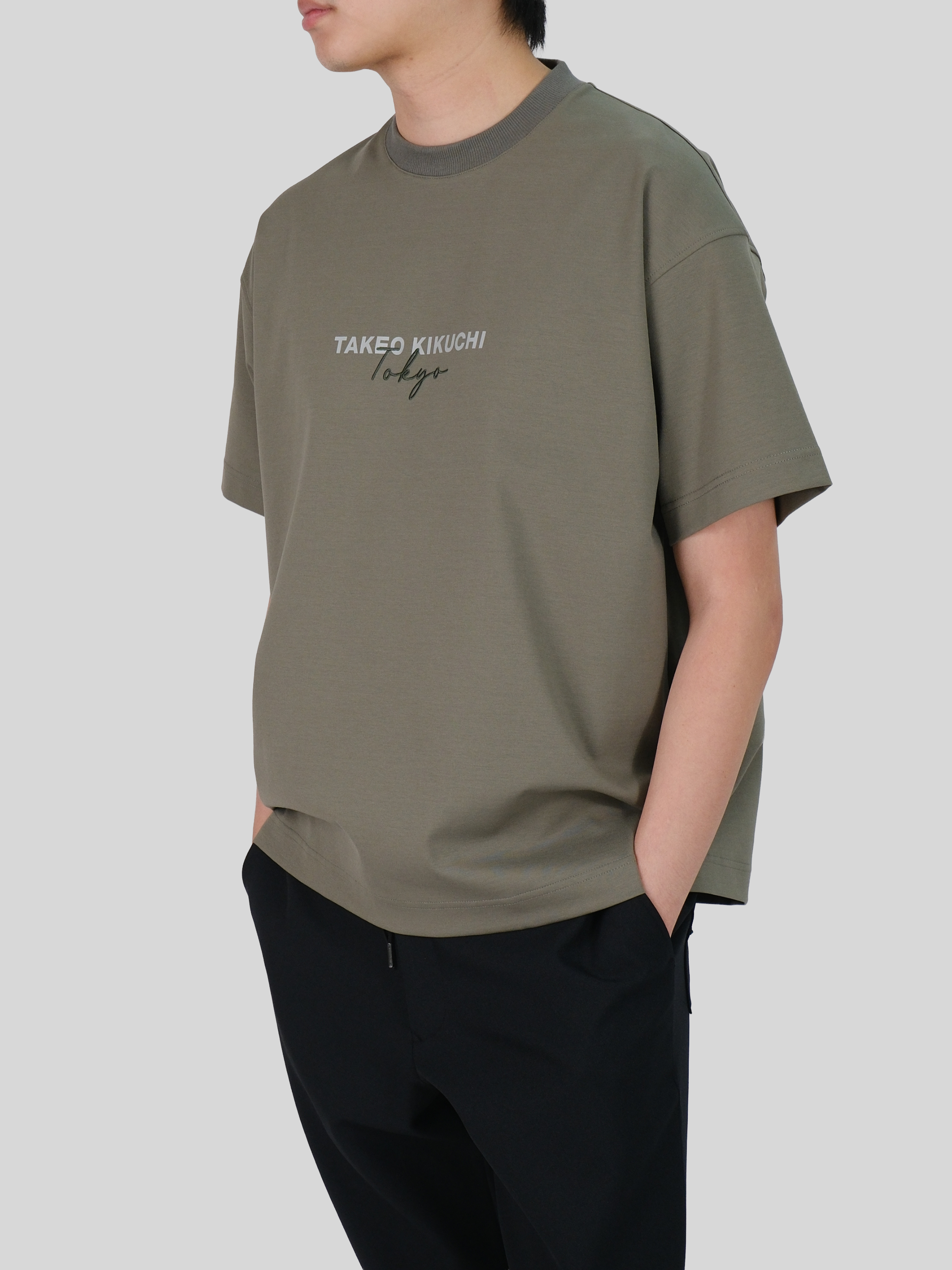 GREEN UV CUT EMBROIDERED TOKYO LOGO T-SHIRT (4)