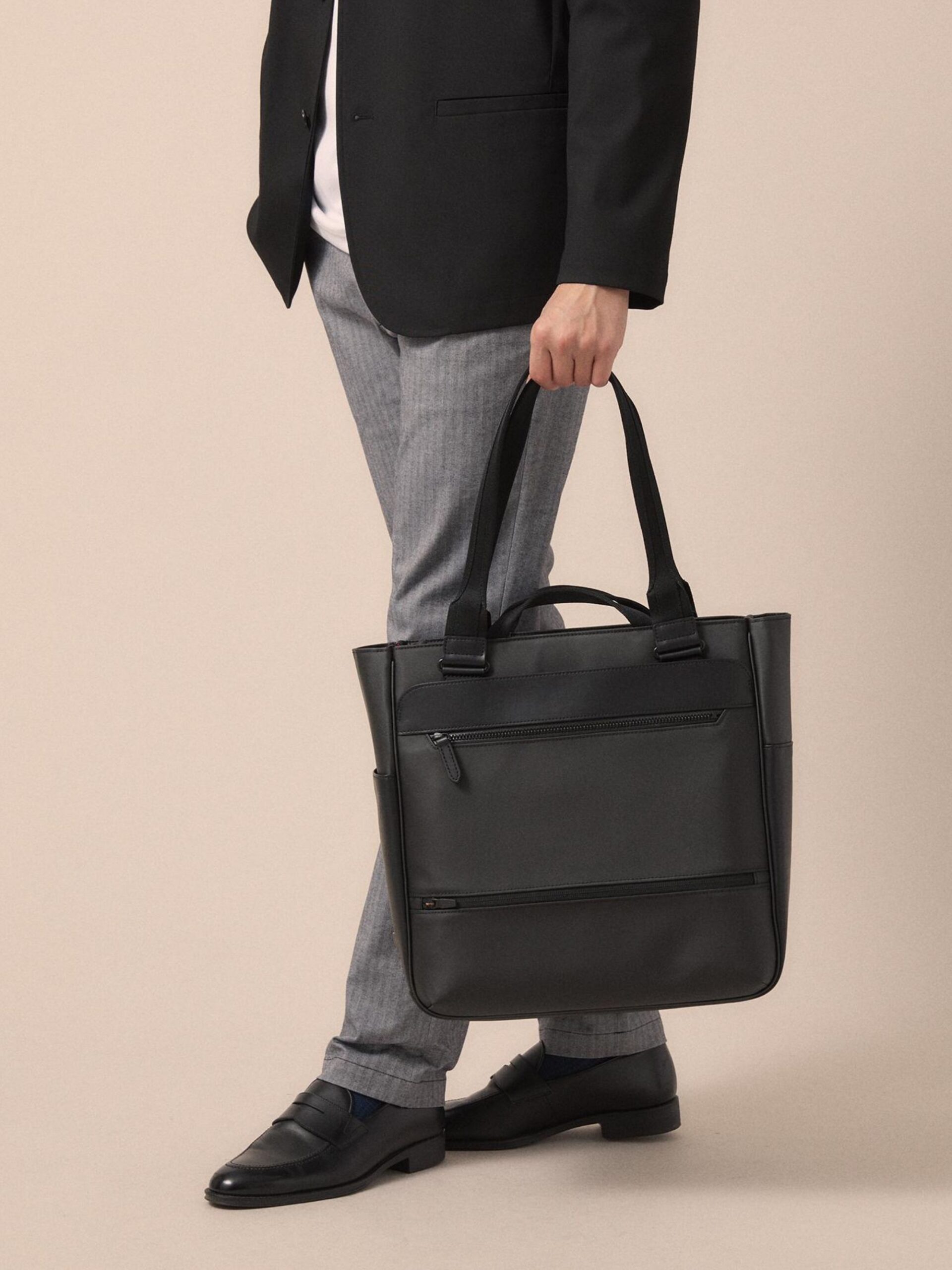 BLACK WRP COATING TOTE BAG (2)