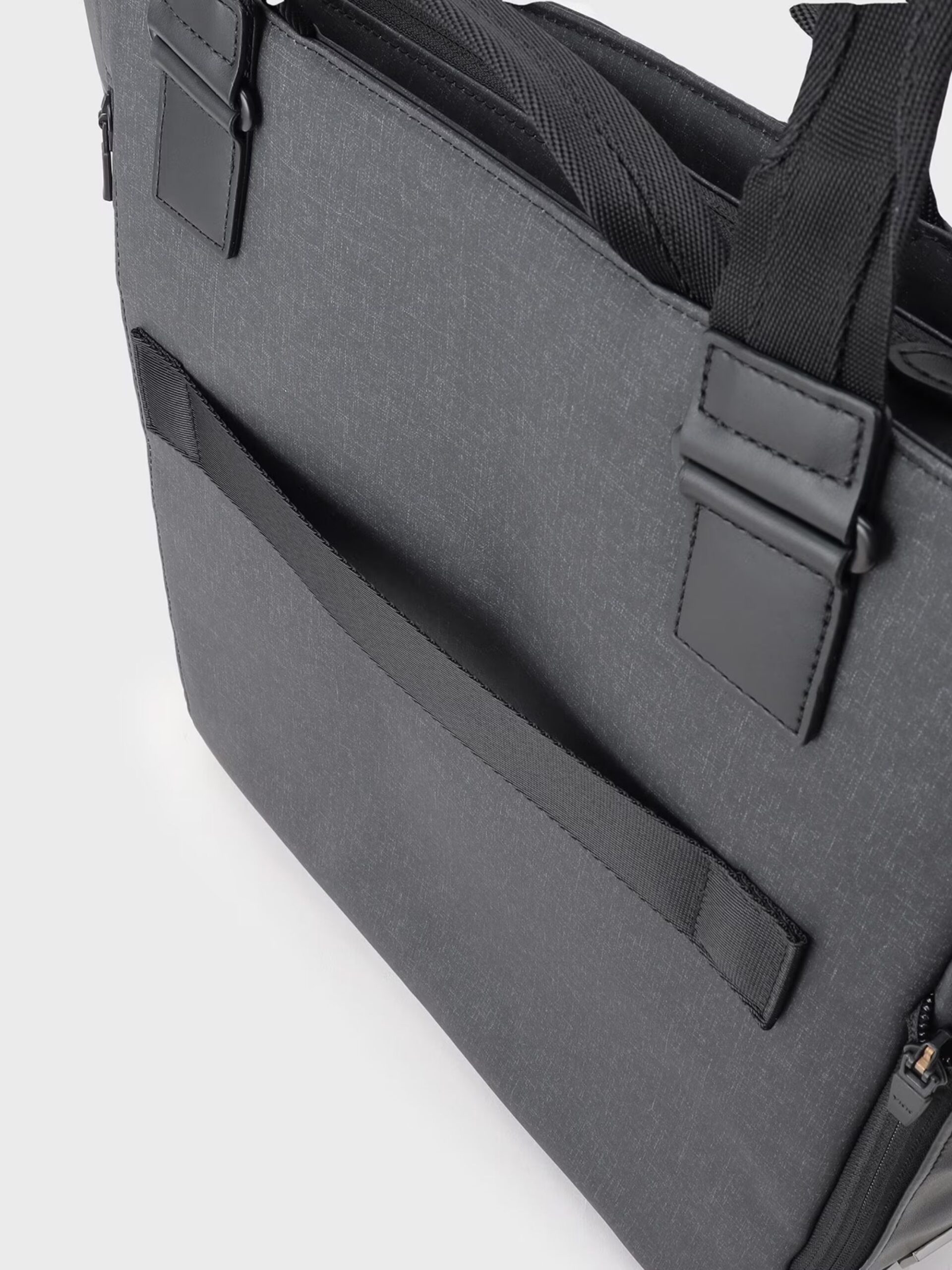 GREY WRP COATING TOTE BAG (18)