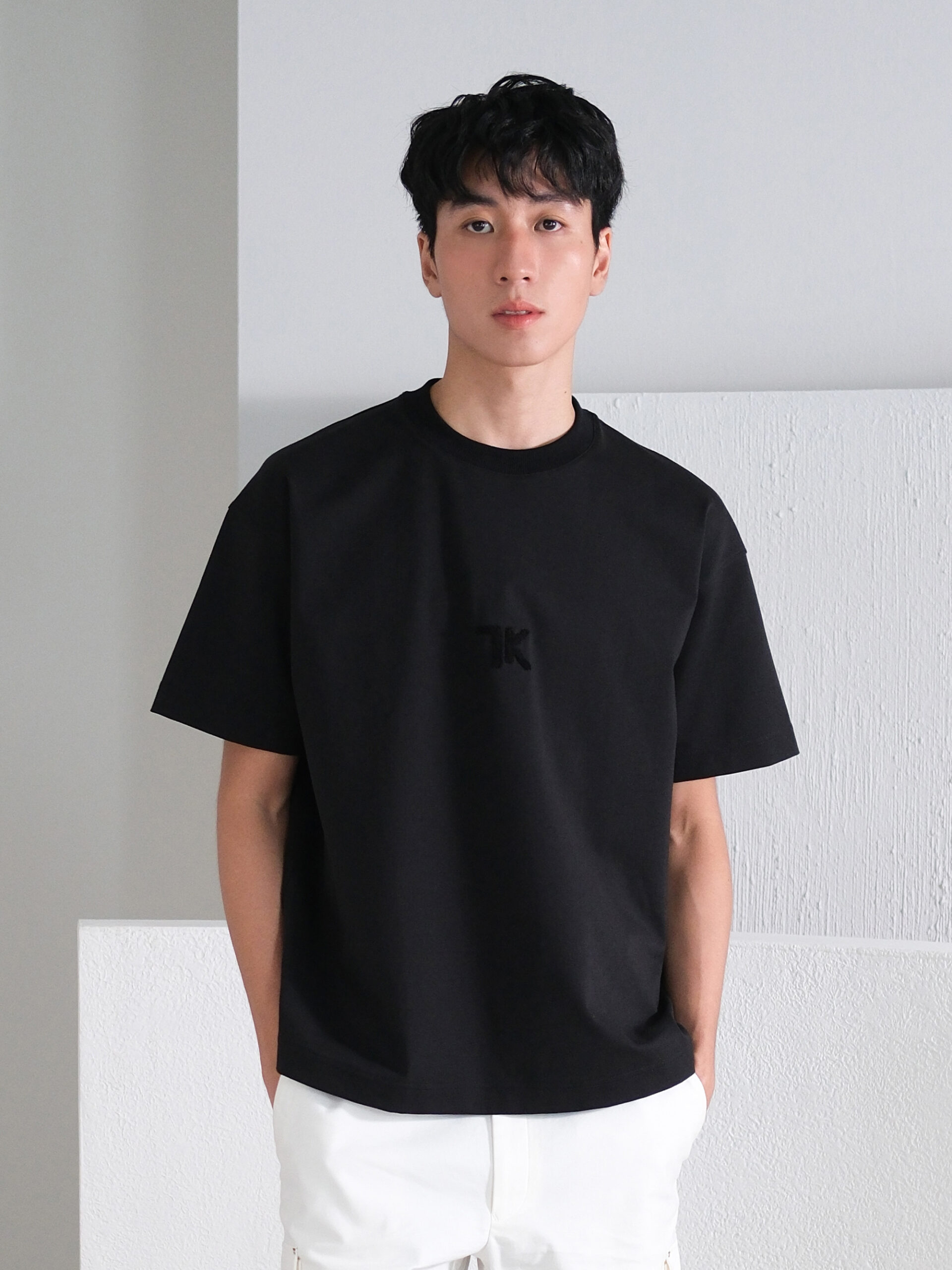 3D EMBROIDERY INITIALS LOGO UV-CUT T-SHIRT (K8134601)